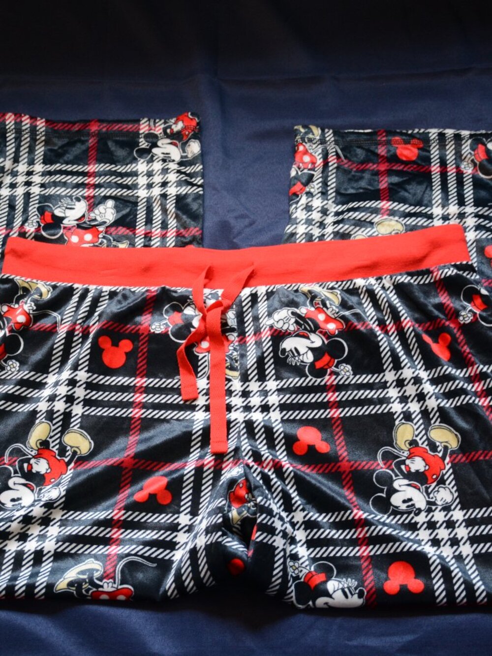 Mickey & Mini Mouse PJ Pants Women Size Medium Plaid With Mickey Mouse size XXL